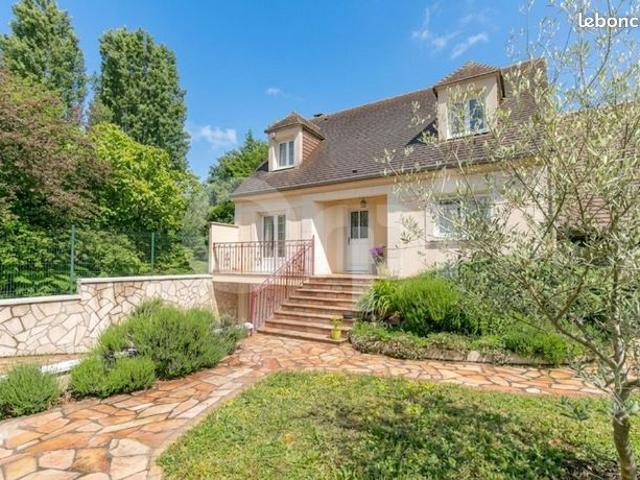 Maison 5 pièces 125 m²