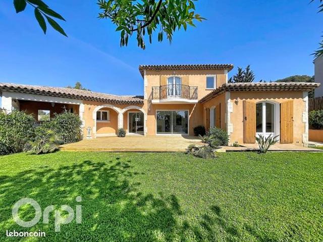 Maison 5 pièces 125 m²