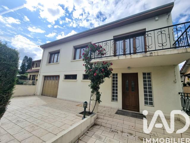 Maison 5 pièces 126 m²