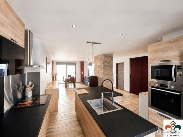 Maison 5 pièces 126 m²