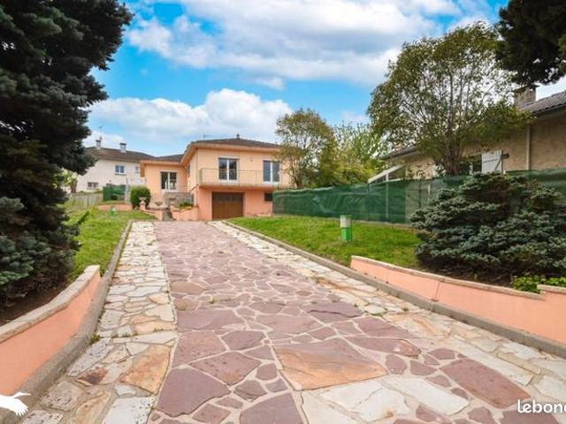Maison 5 pièces 126 m²