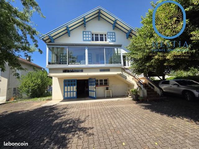 Maison 5 pièces 126 m²