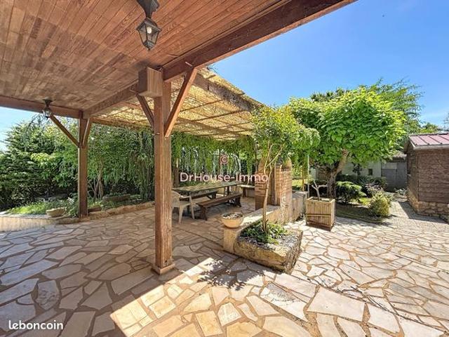 Maison 5 pièces 126 m²