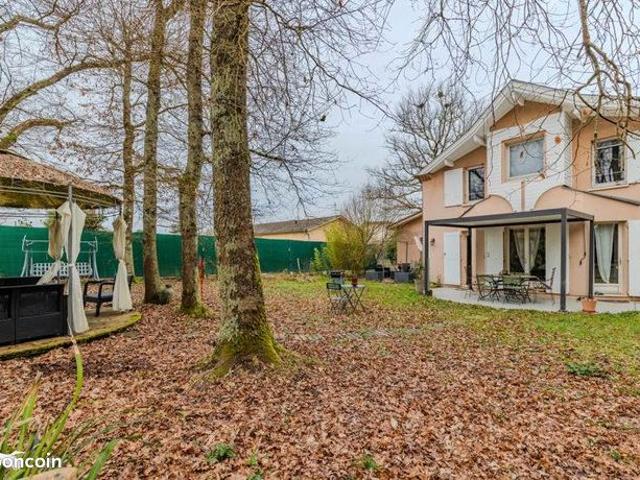 Maison 5 pièces 126 m²