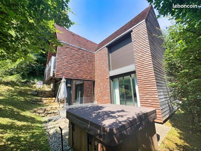 Maison 5 pièces 126 m²