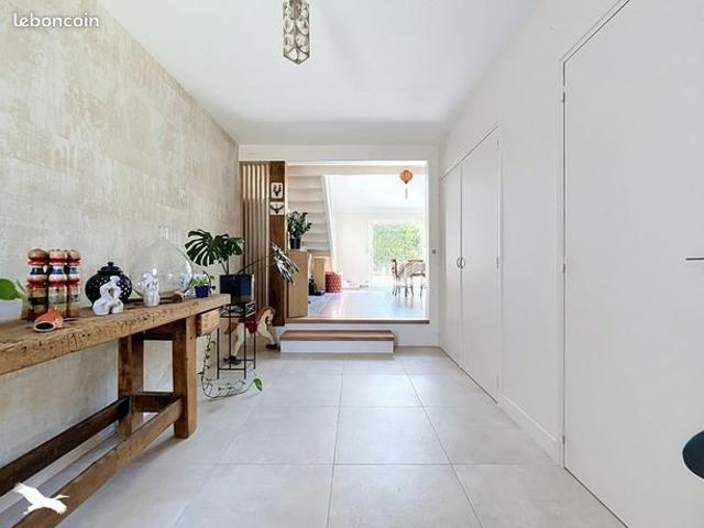 Maison 5 pièces 126 m²