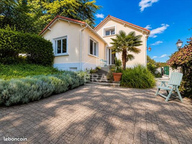 Maison 5 pièces 126 m²