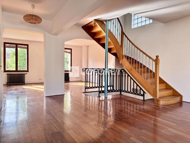 Maison 5 pièces 126 m²