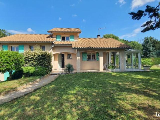 Propriété 5 pièces 126 m²