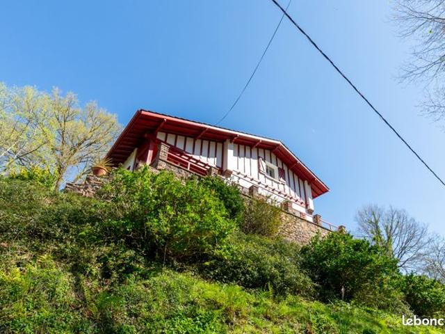 Maison 5 pièces 126 m²