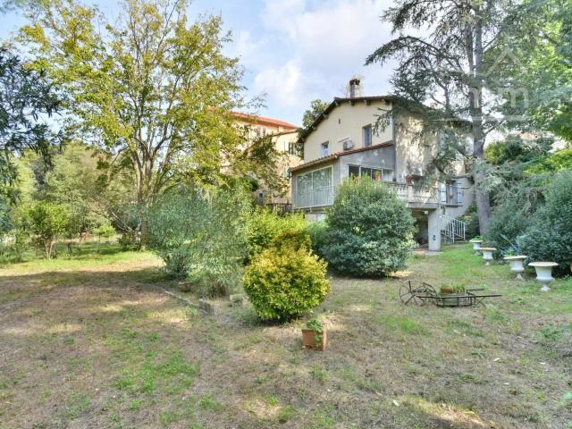 Maison 5 pièces 126 m²
