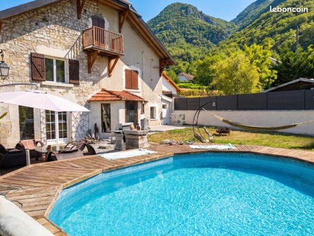 Maison 5 pièces 127 m²