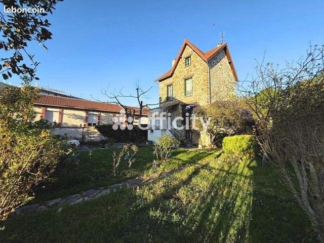 Maison 5 pièces 127 m²