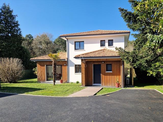 Maison 5 pièces 128 m²