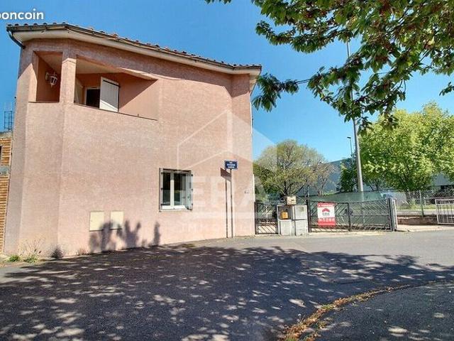 Maison 5 pièces 128 m²