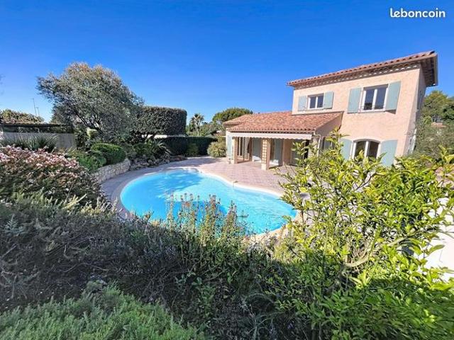 Maison 5 pièces 128 m²