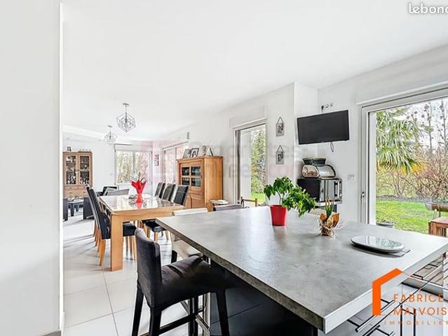 Maison 5 pièces 128 m²