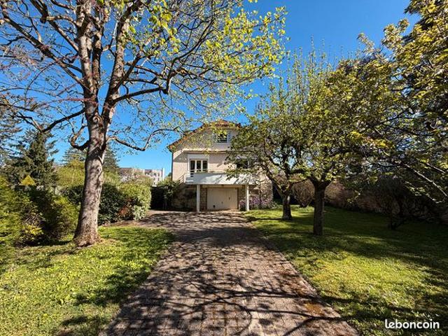 Maison 5 pièces 128 m²