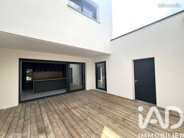 Maison 5 pièces 128 m²