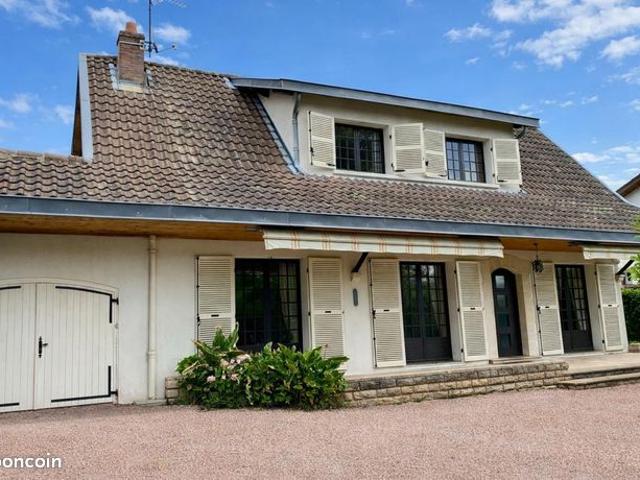 Maison 5 pièces 128 m²