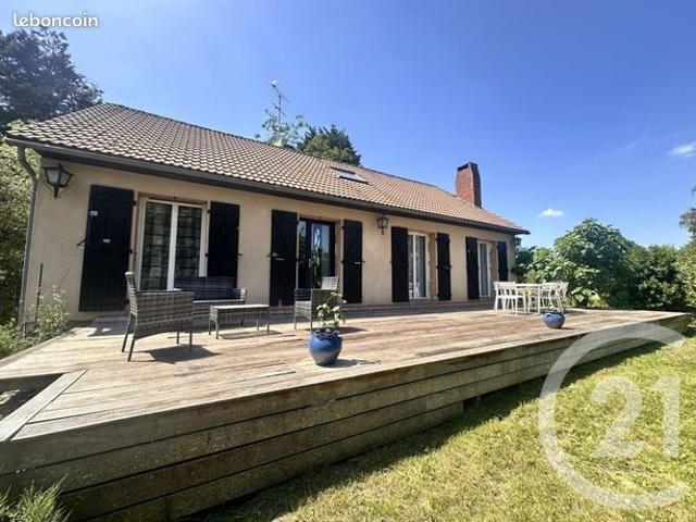 Maison 5 pièces 140 m²