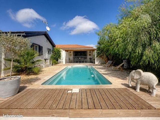 Chalet 5 pièces 200 m²