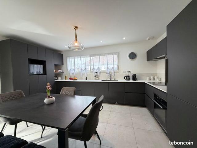 Maison 5 pièces 120 m²