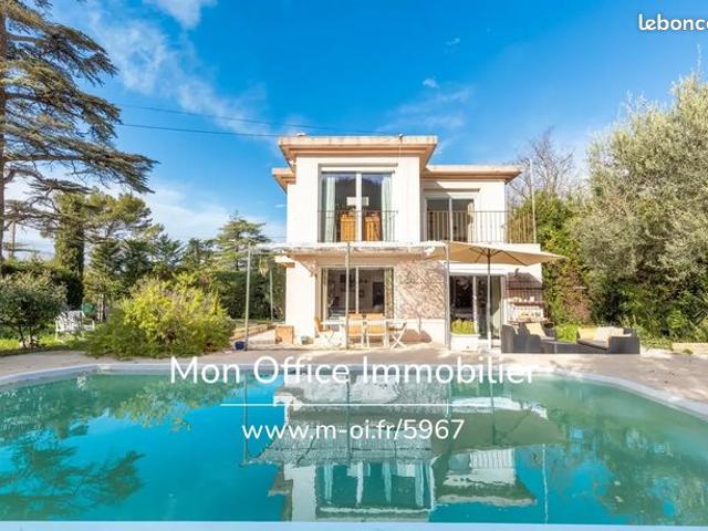 Maison 5 pièces 120 m²