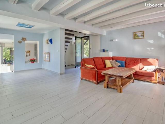 Maison 5 pièces 120 m²