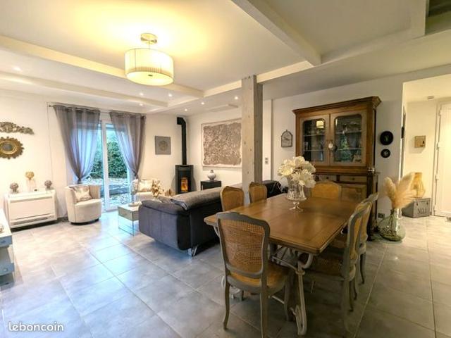 Maison 5 pièces 120 m²