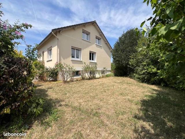 Maison 5 pièces 120 m²