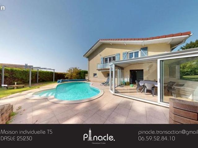 Maison 5 pièces 120 m²