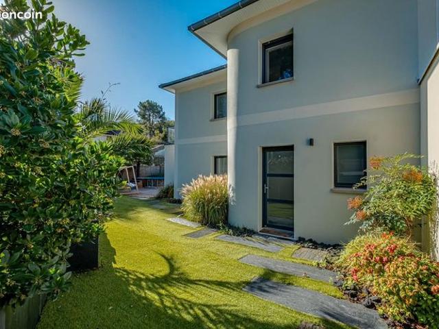 Maison 5 pièces 120 m²