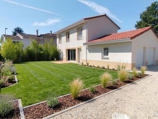 Maison 5 pièces 120 m²