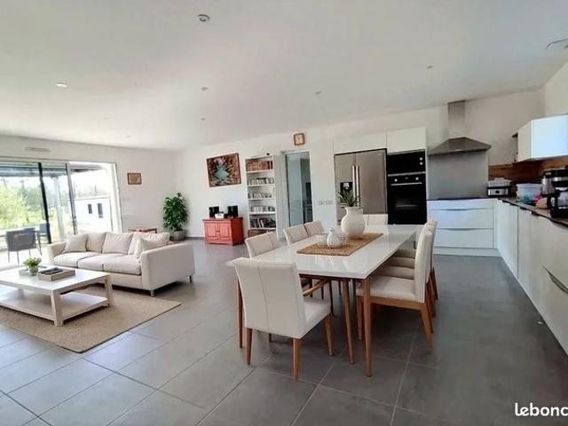 Maison 5 pièces 120 m²