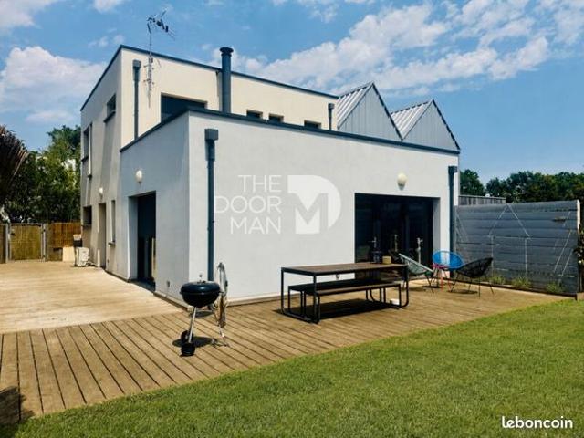 Maison 5 pièces 120 m²