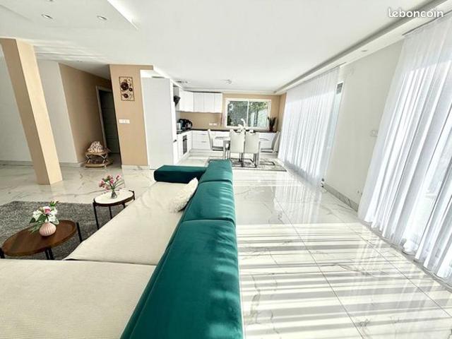 Maison 5 pièces 120 m²