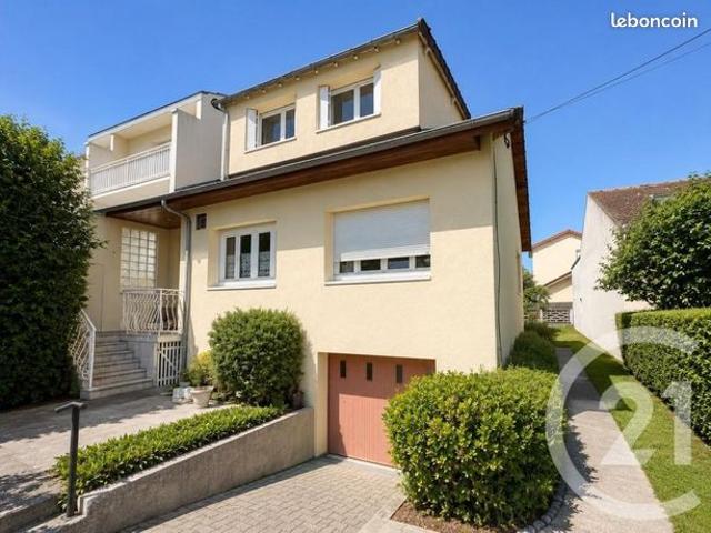 Maison 5 pièces 120 m²