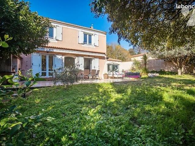 Maison 5 pièces 120 m²