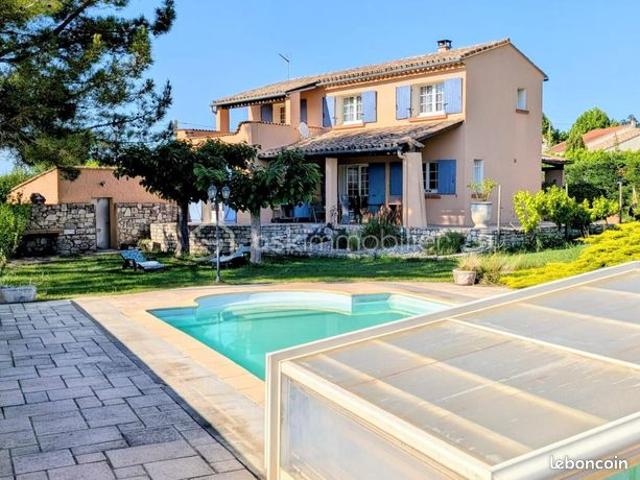 Maison 5 pièces 120 m²