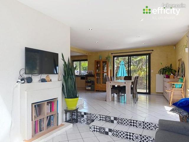 Maison 5 pièces 120 m²