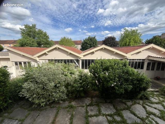 Maison 5 pièces 120 m²