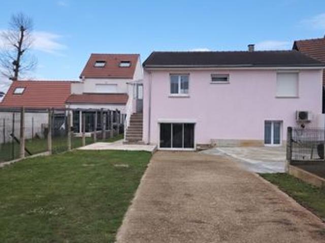 Maison familiale 5 pièces 120 m²