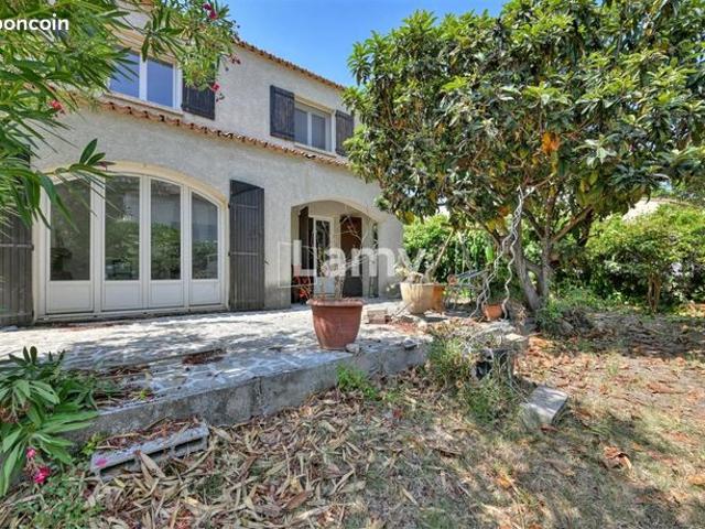 Maison 5 pièces 120 m²
