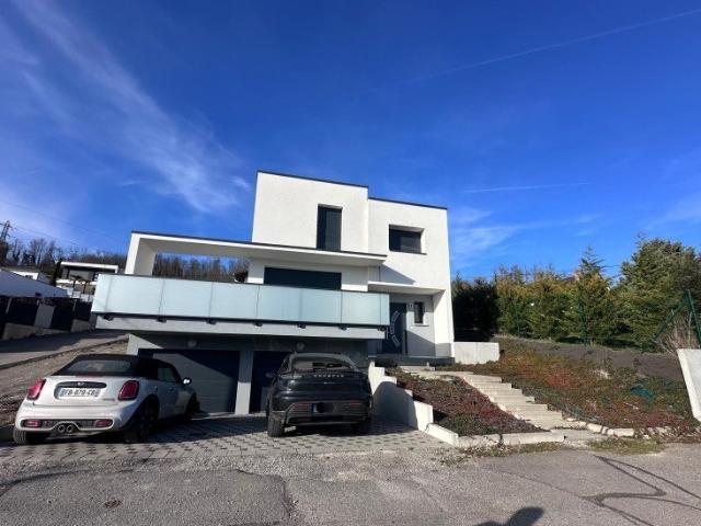 Maison 5 pièces 120 m²