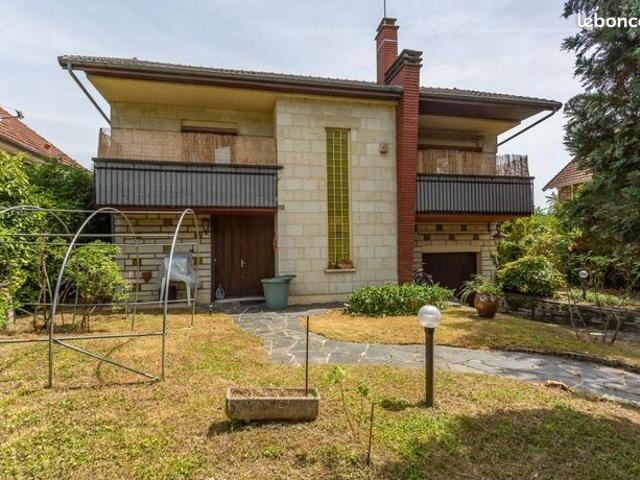 Maison 5 pièces 120 m²