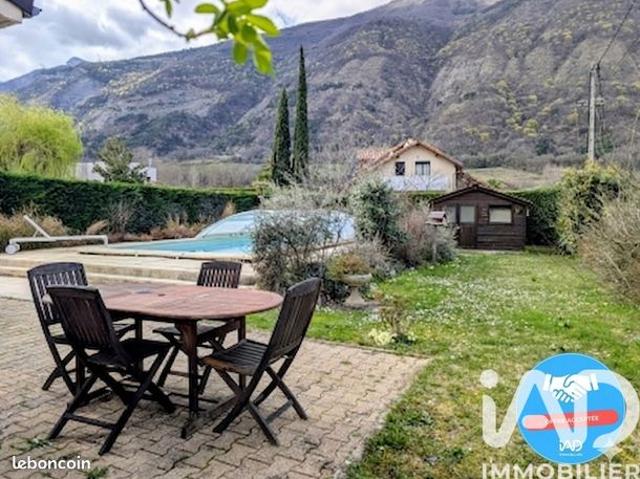Maison 5 pièces 120 m²