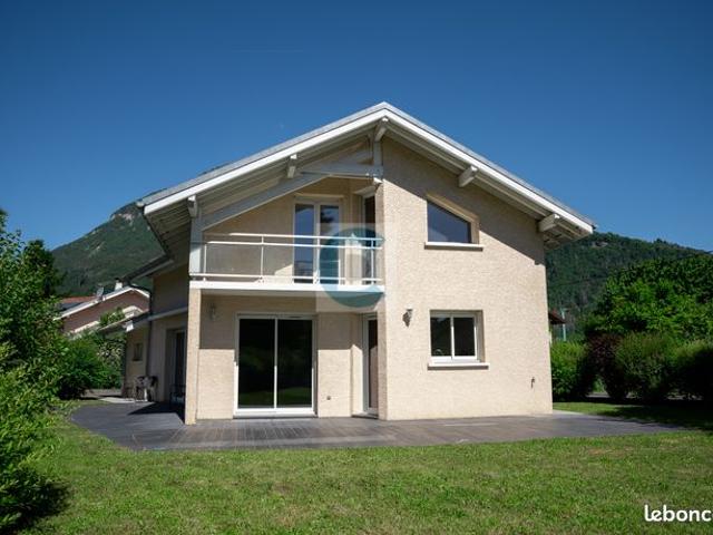 Maison 5 pièces 120 m²