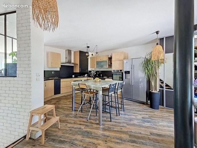 Maison 5 pièces 120 m²