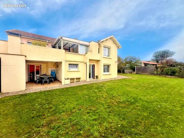 Maison 5 pièces 120 m²